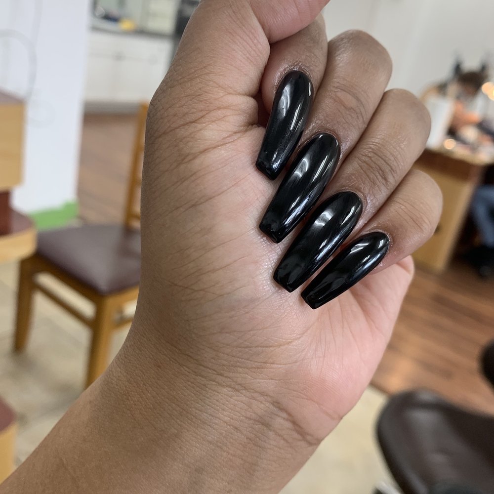 H-M Nails & Spa