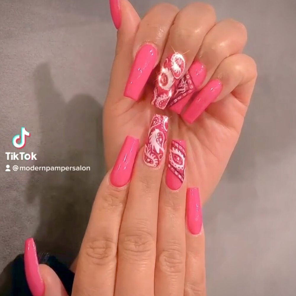 Modern Pamper Salon