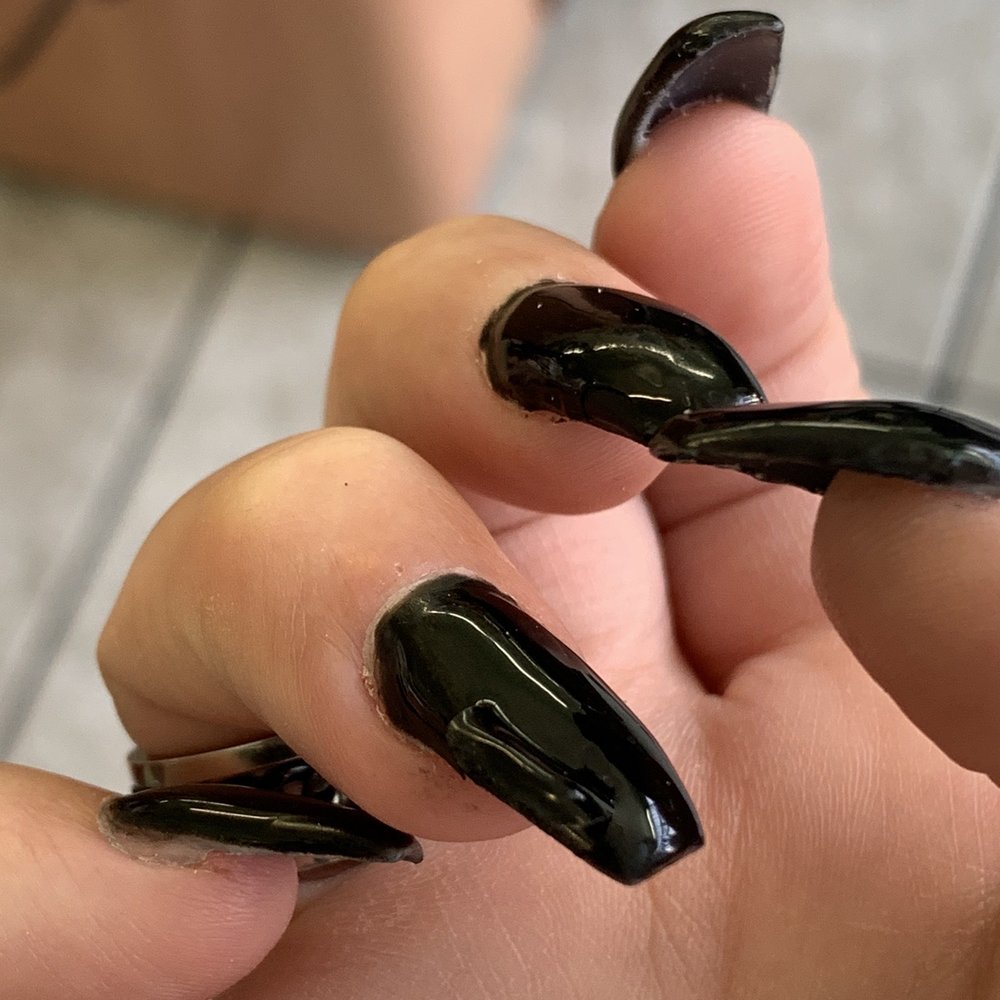 Lucky Nails & Spa