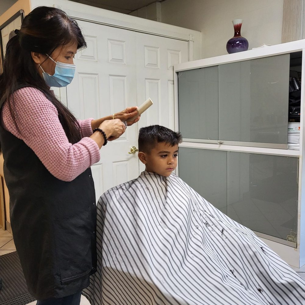 Fantastic Sams Hair Salons